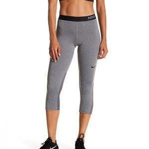 NIKE Pro Cool Leggings Size Small